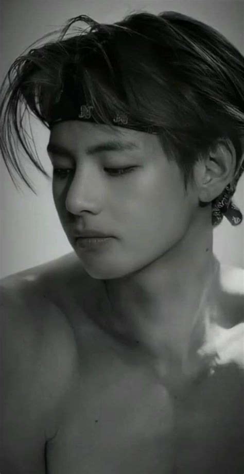 Pin by SylGia on BTS 방탄소년단 Kim taehyung Taehyung abs Taehyung hot