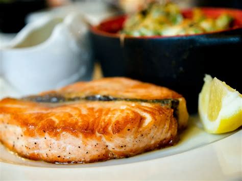 How Long Can Raw Cooked Salmon Sit Out The Smart Health Center