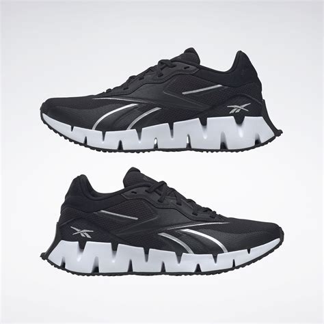 Zig Dynamica 4 Shoes In Core Black Cloud White Silver Metallic