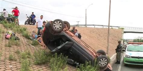 Mulher Fica Ferida Ap S Carro Cair De Viaduto Na Zona Sul De Teresina