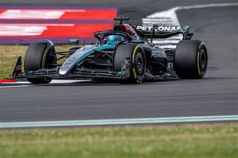 Pogodowa Ruletka W F Mercedes Najszybszy Verstappen Z Problemami