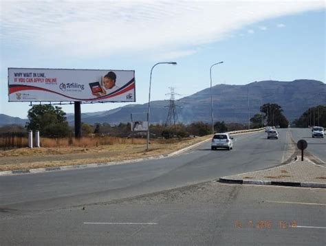 N6 Queenstown A • Book A Billboard