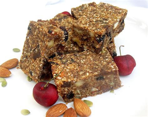 Quinoa Nut And Fruit Protein Bars Lisas Kitchen Vegetarian Recipes Cooking Hints Food