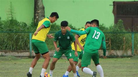 Foto Minimnya Persiapan Psms Jelang El Clasico Indonesia