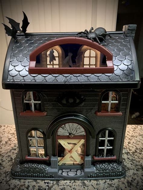 Haunted Dollhouse Makeover Haunted House Diy Halloween Haunted