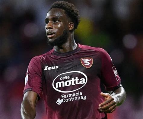 Mercato Milan Ac Courtise Boulaye Dia