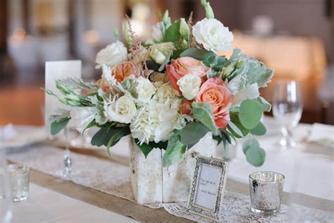 Peach And Green Centerpiece Elizabeth Anne Designs The Wedding Blog