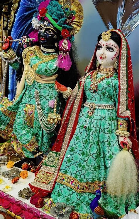 Pin By Krish Radhap On Radha Govind Dham Vrindavan Radha Krishna