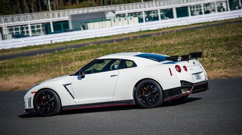 2015 Nissan Gt R Nismo With N Attack Package Tested At Fuji Speedway Video