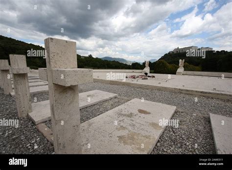 Monte Cassino War Hi Res Stock Photography And Images Alamy