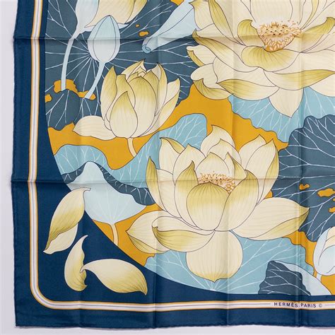 Herm S Fleurs De Lotus Silk Scarf