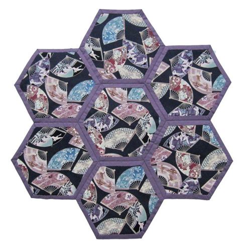 Q As Go Fans With Lilac Edge Hexagon Quilt Pattern Hexagon Quilt