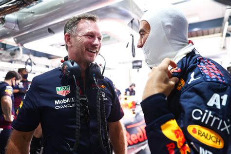 Checo P Rez De Red Bull Jug Un Papel Clave En T Tulo De Verstappen En