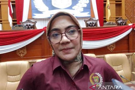 Banpemperda Dprd Samarinda Buka Forum Diskusi Dengan Mahasiswa Uwgm