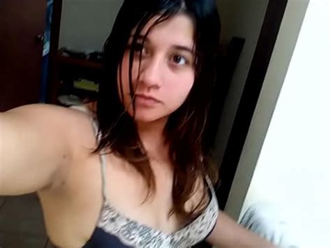 JULIETA ENSEÑANDOME SU ROPA INTERIOR XVIDEOS