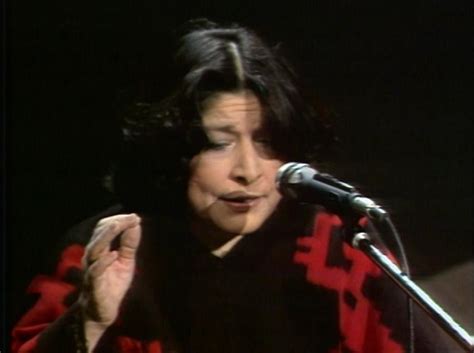 Mercedes Sosa La Voz De La Esperanza De La Autora Danesa Anette