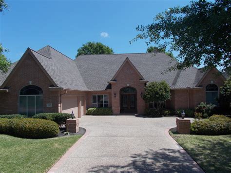 Roof Of The Week Houston State Roofing Company Of Texas