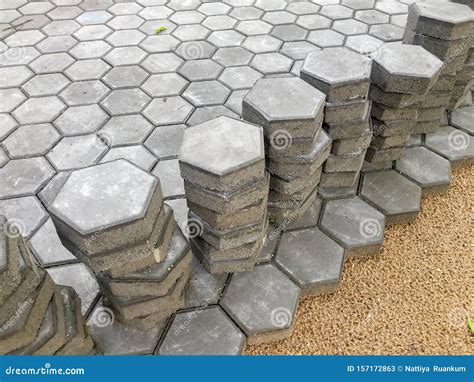 High Strength Tiles Paver Cement Blocks Concrete Floor Or Patterned