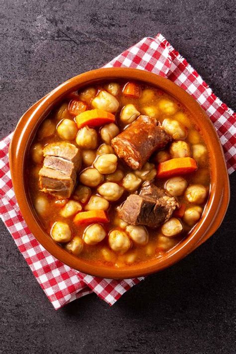 Cocido de garbanzos La receta casera más reconfortante para los días fríos