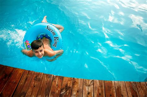 Free Photo of young, boy, swimming - StockSnap.io