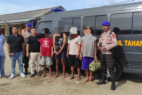 Polres Pandeglang Tangkap Lima Pelaku Bom Ikan Di Ujung Kulon Antara News