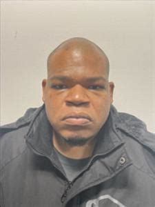 Torrey Deon Evans A Registered Sex Offender In College Park Ga