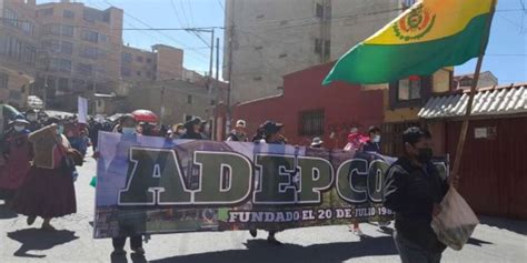 Cocaleros De Adepcoca Y Afines Al Mas Convocaron A Marchas Paralelas