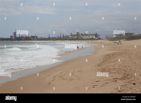 City Beach In Wollongong Looking Towards Port Kembla Stock Photo Alamy