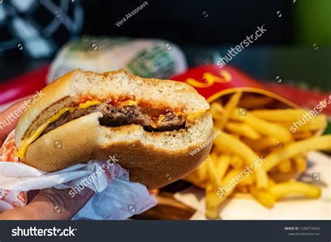 3,576 Mcdonalds Cheeseburger Images, Stock Photos & Vectors | Shutterstock