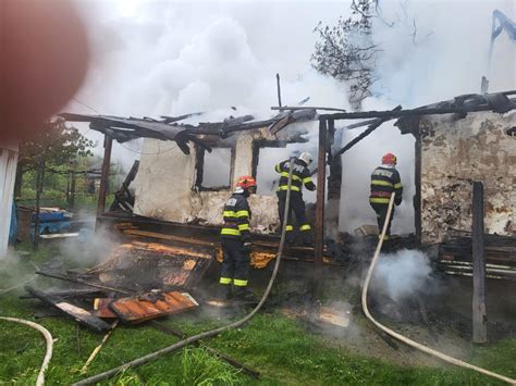 Incendiu Izbucnit La O Cas De Locuit Din Localitatea R D Eni