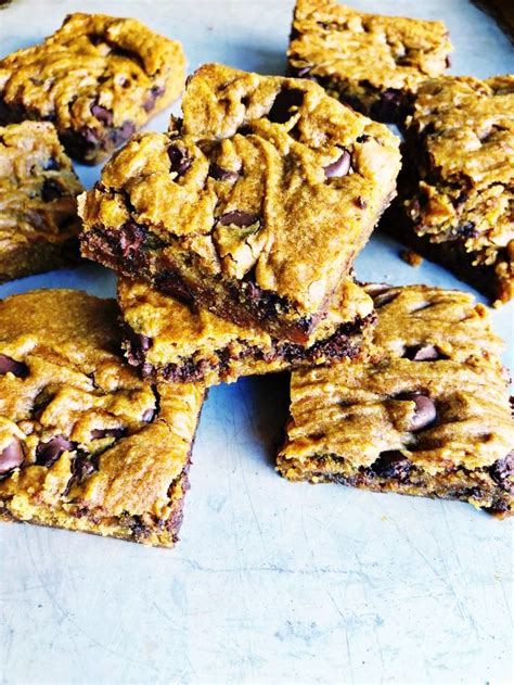 Pumpkin Chocolate Chip Cookie Bars