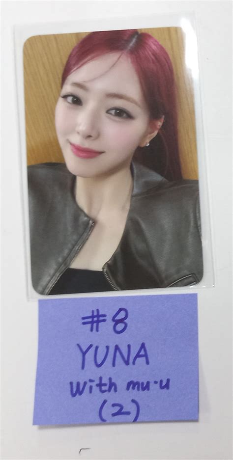 Itzy Born To Be Withmuu Fansign Event Photocard Round 2 2422