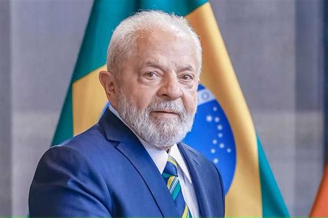 Lula sofre acidente em casa e cancela viagem para a Rússia Gazeta de