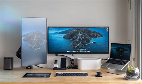 Peaceful vertical monitor setup | Desk setup, Computer desk setup ...