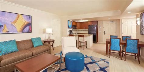 Two Bedroom Suite | Hilton Grand Vacations Club Paradise, Las Vegas