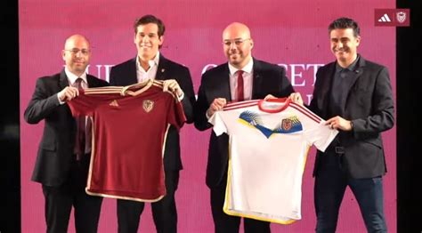 La Vinotinto Present Los Nuevos Uniformes De Adidas Gobernaci N Del