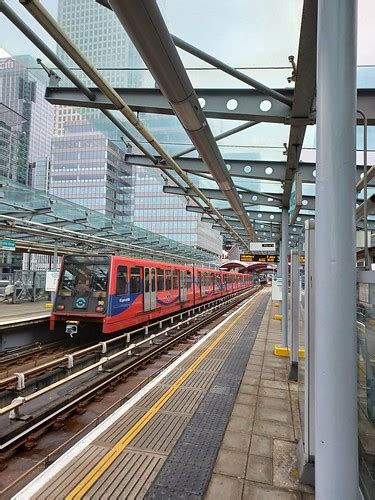 Dlr Train At West India Quay Lewis Melrose Flickr