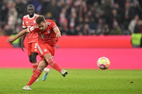 VIDÉO Le but venu dailleurs de Kimmich pour éviter la défaite au