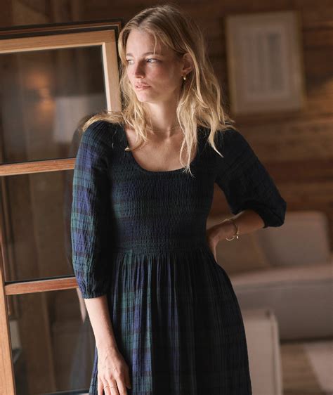 Mari Smocked Dress – Marine Layer