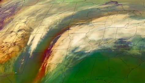 A ten-hour time lapse of the powerful winter storm taking shape in the ...