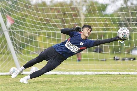 Persib Resmi Rekrut Kiper Asal Garut Fitrul Dwi Rustapa Netizen