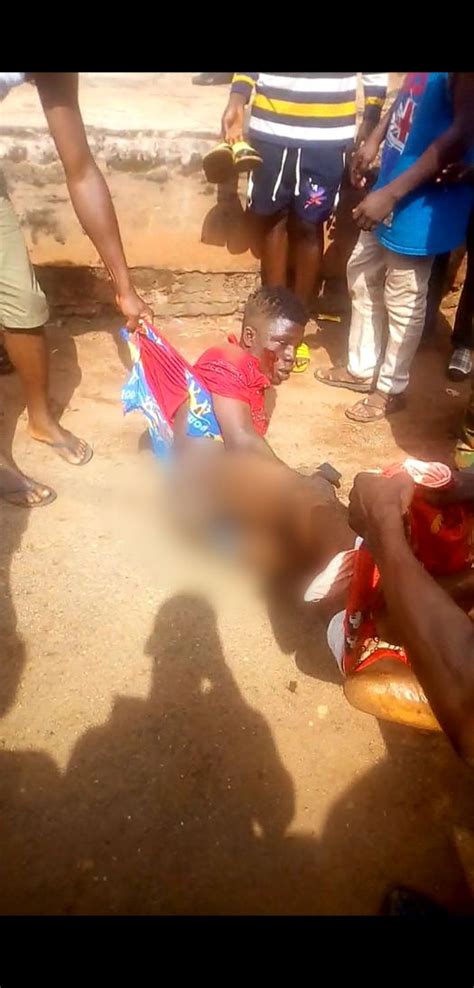 Thief Who Escaped With Handcuffs Caught Beaten And Stripped Unclad