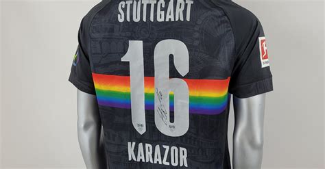 VfB Sonderoutfit Von Atakan Karazor