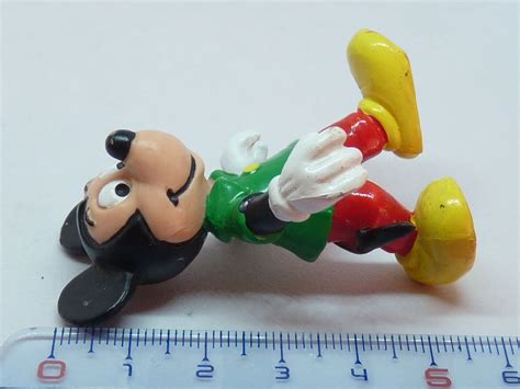 Figurine Pvc Ancienne Disney Mickey Et Ses Amis Mickey Se Promene Ebay