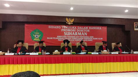 Suharman Raih Prestasi Tertinggi Program Doktoral Bidang Agama Islam