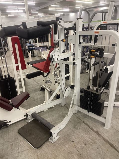 Life Fitness Selectorized Standing Calf Raise Machine Ebay