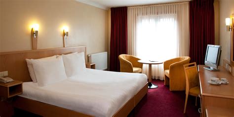 Maldron Hotel Newlands Cross – Dublin Pubs