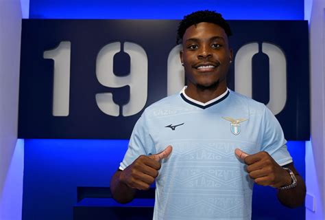 Dele Bashiru La Firma A Formello E Le Prime Foto In Maglia Lazio