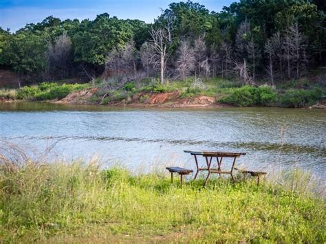 15 Best Lakes In Texas The Crazy Tourist Texas Lakes Lake Camping Best Beaches In Texas