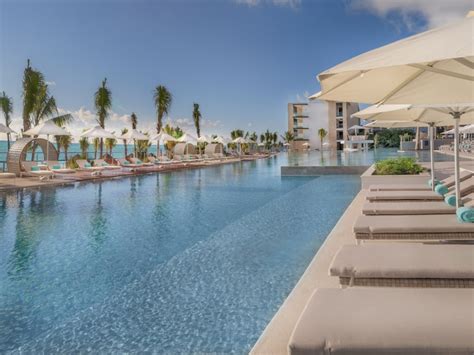 Haven Riviera Cancun Resort & Spa | Story | Hero Traveler